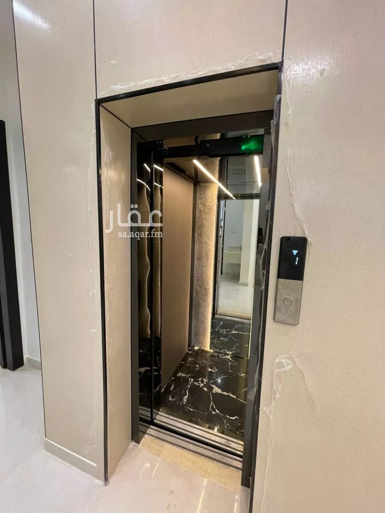 فيلا للبيع في شارع أبي العز الحبشي, حي المرجان, مدينة الرياض, منطقة الرياض 6