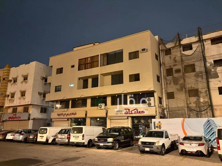 عمارة للبيع في شارع 1 الدواسر, حي الدواسر, مدينة الدمام, المنطقة الشرقية 8