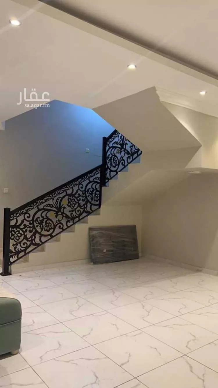 فيلا للبيع في شارع احمد بن عجيان, حي طيبة, مدينة الدمام, المنطقة الشرقية صورة 4