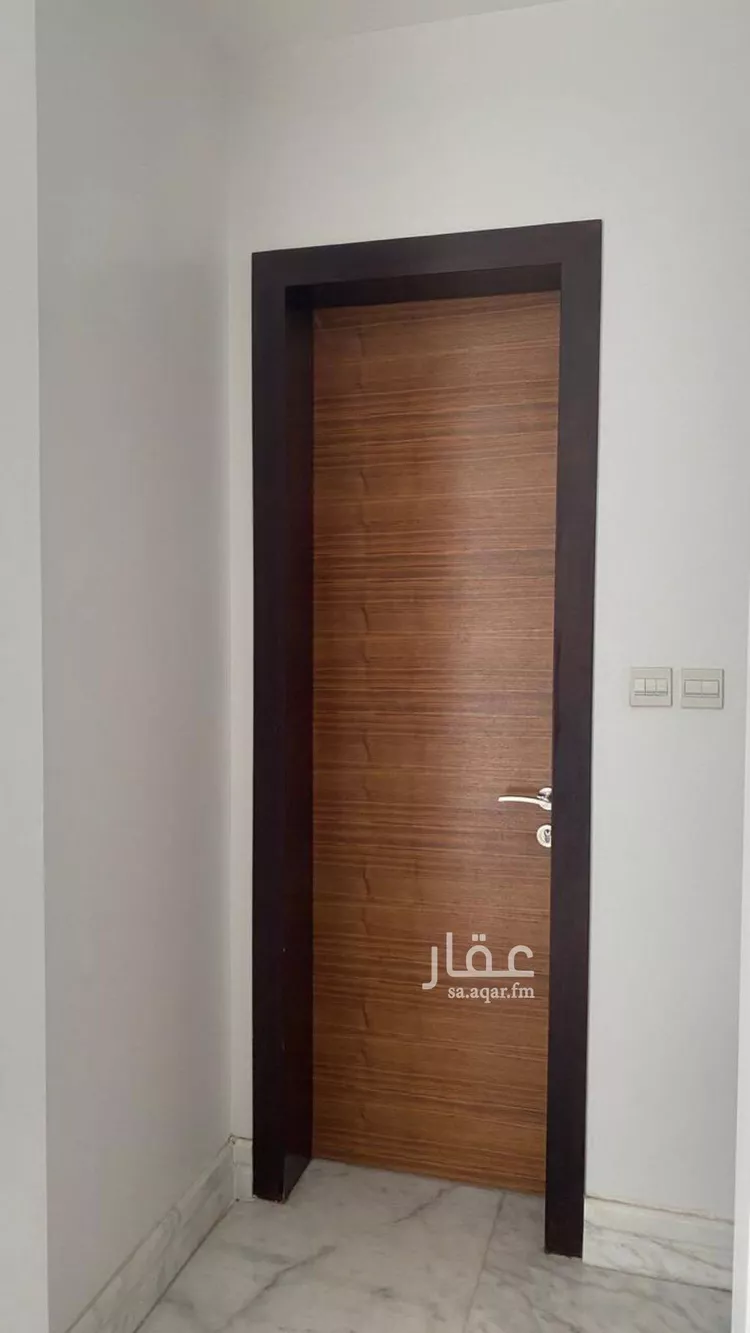 فيلا للبيع في شارع بشير بن يسار, حي ضاحية الملك فهد, مدينة الدمام, المنطقة الشرقية صورة 2