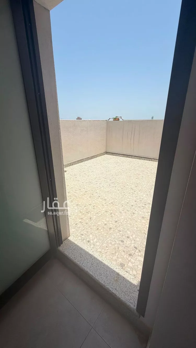 Apartment for Sale in Dammam Az Zuhur 9