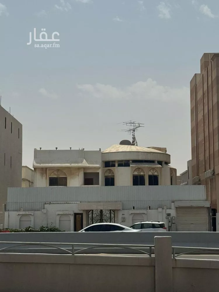 فيلا للبيع في شارع طريق الملك عبدلله, حي الروضة2, مدينة الاحساء, المنطقة الشرقية