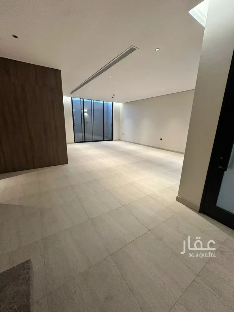 فيلا للبيع في شارع 69 السيف, حي السيف, مدينة الدمام, المنطقة الشرقية صورة 2