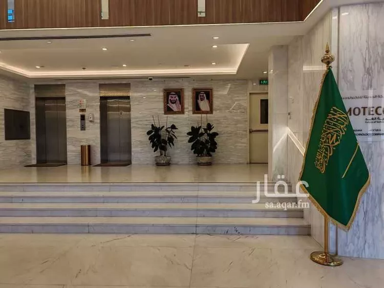 عمارة للإيجار في شارع الملك فهد الفرعي, حي النخيل, مدينة الرياض, منطقة الرياض صورة 2