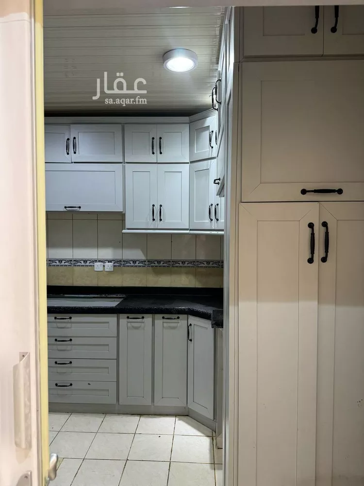 شقة للبيع في شارع الخليفة المامون, حي بدر, مدينة الرياض, منطقة الرياض صورة 2