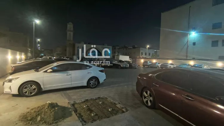 عمارة للبيع في شارع عبدالرحمن بن عوف, حي طيبة, مدينة الدمام, المنطقة الشرقية صورة 4