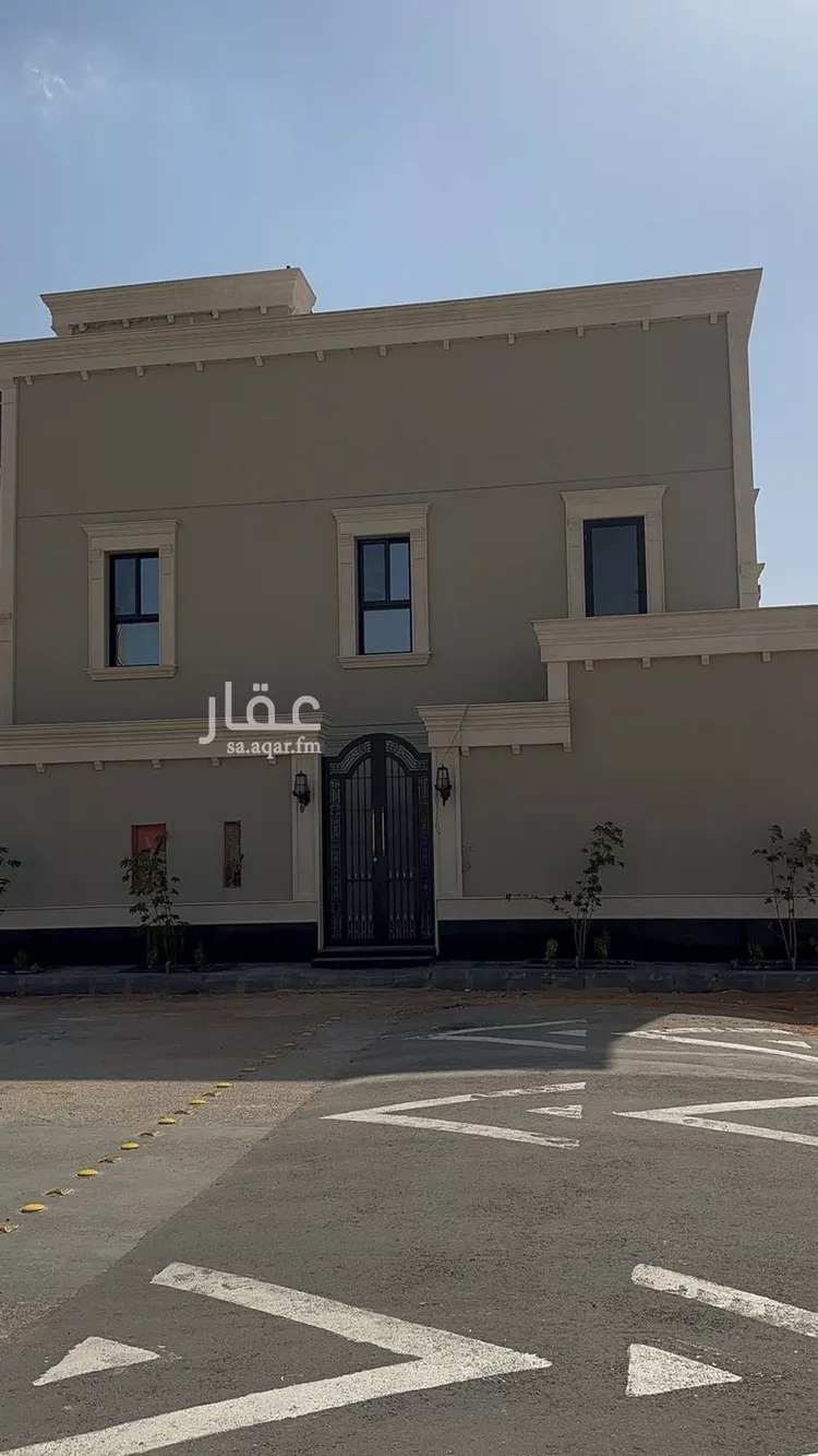 فيلا للبيع في شارع رقم 333, حي ظهرة لبن, مدينة الرياض, منطقة الرياض