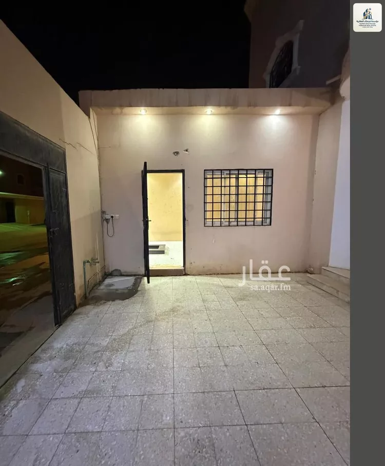 فيلا للبيع في شارع المنقلة, حي اليرموك, مدينة الرياض, منطقة الرياض صورة 2