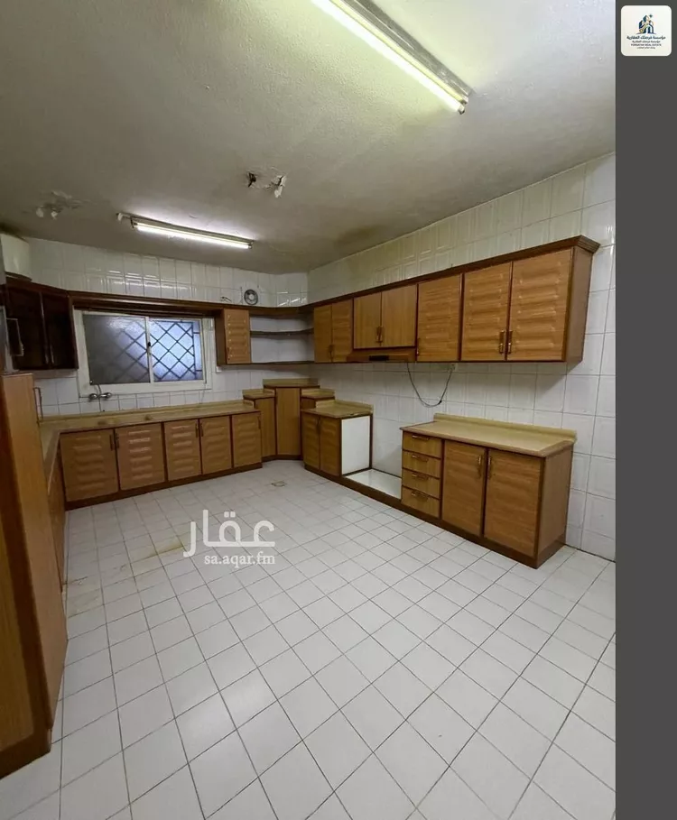 فيلا للبيع في شارع المنقلة, حي اليرموك, مدينة الرياض, منطقة الرياض 16