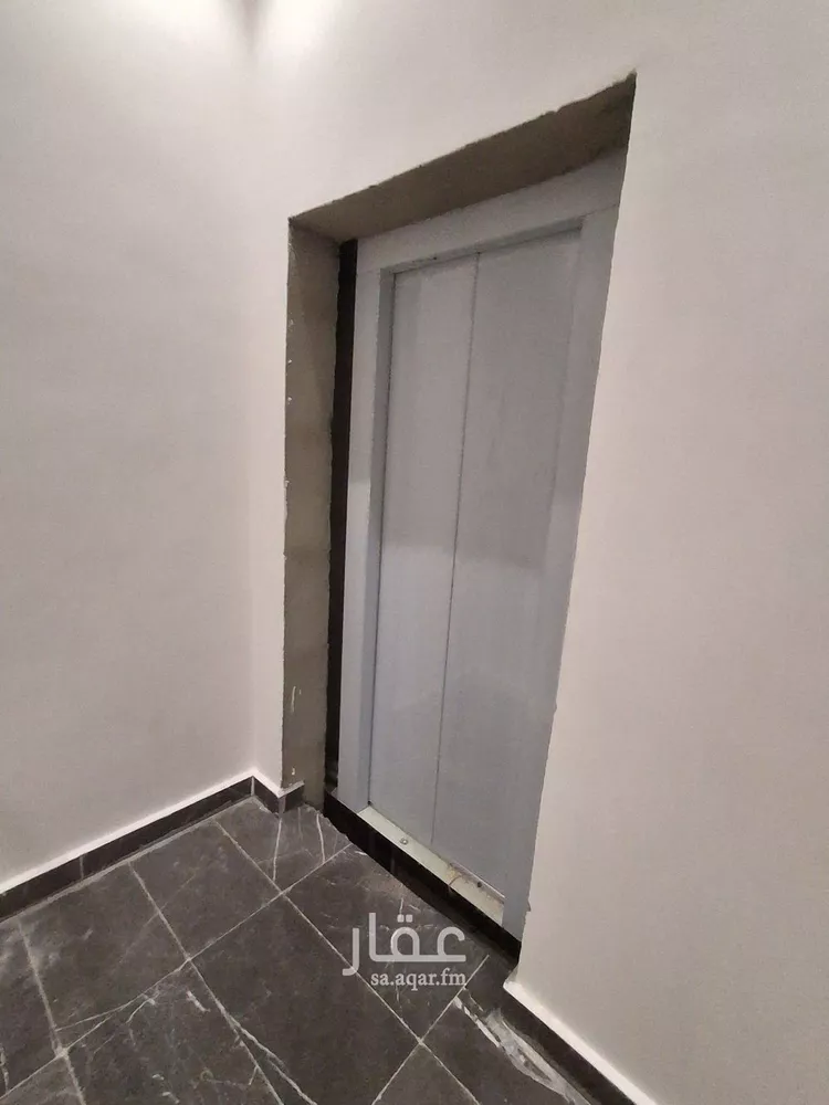 دور للبيع في شارع أحمد بن وداعة, حي العوالي, مدينة الرياض, منطقة الرياض صورة 3