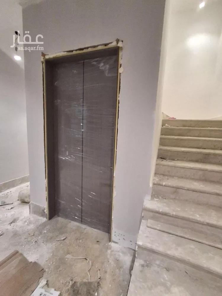 فيلا للبيع في شارع العازمية, حي العريجاء الغربي, مدينة الرياض, منطقة الرياض صورة 2