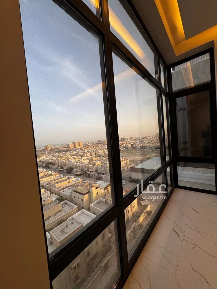 شقة للبيع في شارع الملك عبد الله بن عبدالعزيز, حي الشاطئ الغربي, مدينة الدمام, المنطقة الشرقية صورة 2