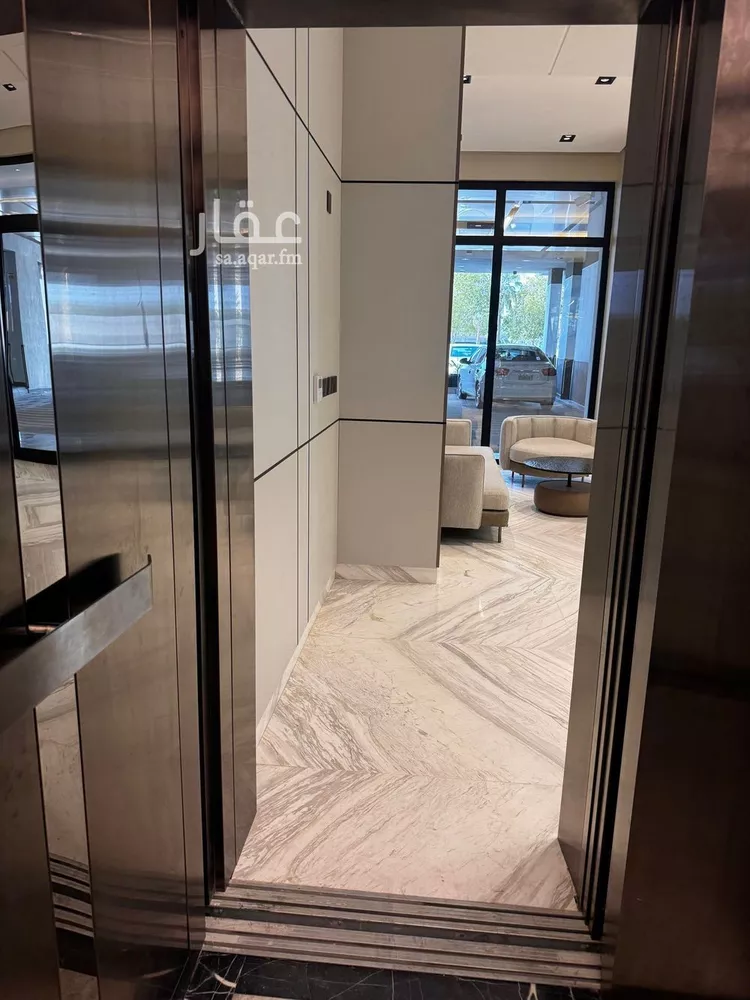 شقة للبيع في شارع الملك عبد الله بن عبدالعزيز, حي الشاطئ الغربي, مدينة الدمام, المنطقة الشرقية