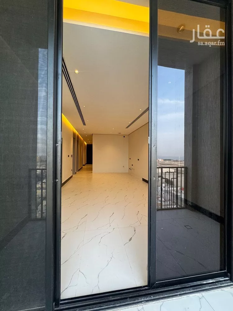 شقة للبيع في شارع الملك عبدالعزيز, حي الشاطئ الغربي, مدينة الدمام, المنطقة الشرقية