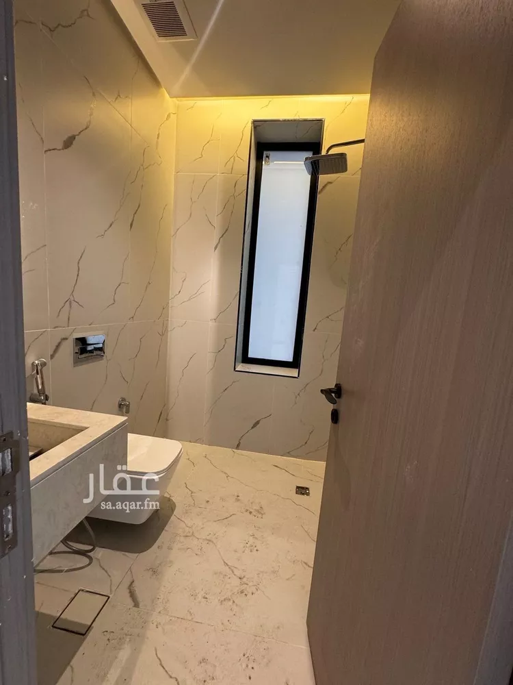 شقة للبيع في شارع الملك عبدالله بن عبدالعزيز , حي الشاطئ الغربي, مدينة الدمام, المنطقة الشرقية صورة 3