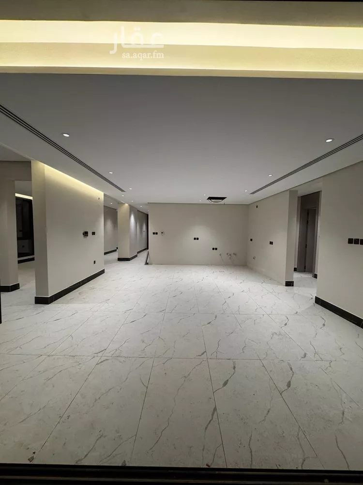 شقة للبيع في شارع الملك عبدالعزيز , حي الشاطئ الغربي, مدينة الدمام, المنطقة الشرقية