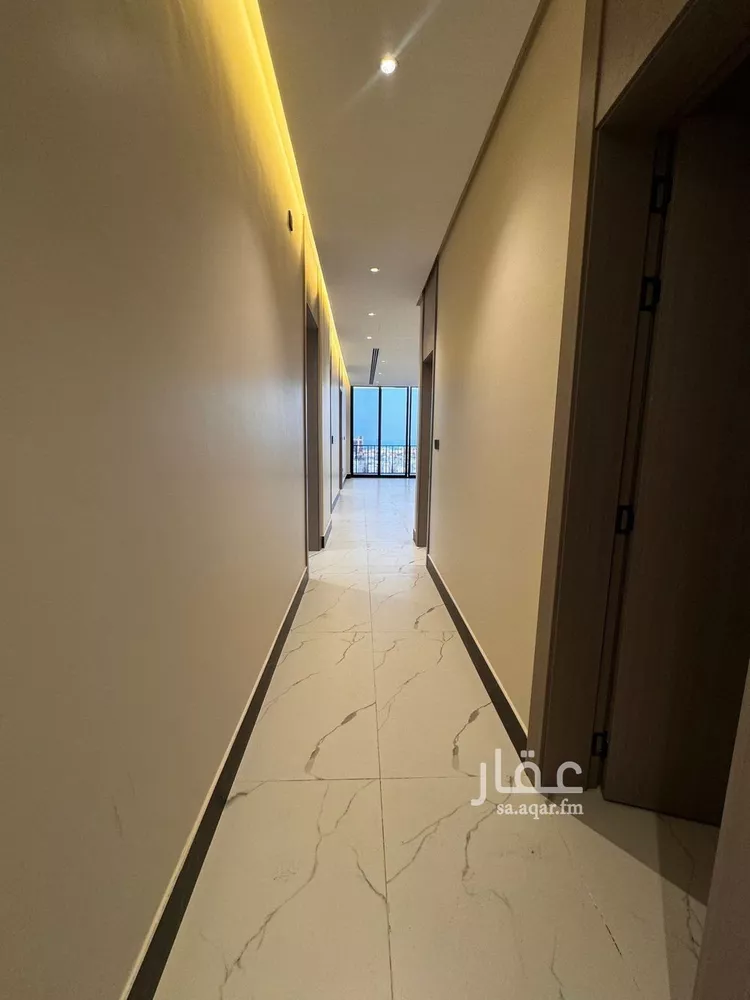 شقة للبيع في شارع الملك عبدالله بن عبدالعزيز , حي الشاطئ الغربي, مدينة الدمام, المنطقة الشرقية