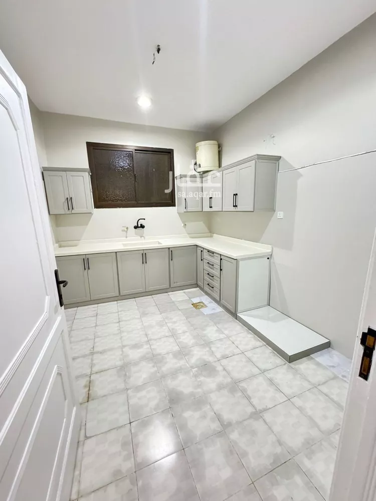 شقة للإيجار في شارع ابي الطاهر المقدسي, حي العريجاء الغربي, مدينة الرياض, منطقة الرياض صورة 2