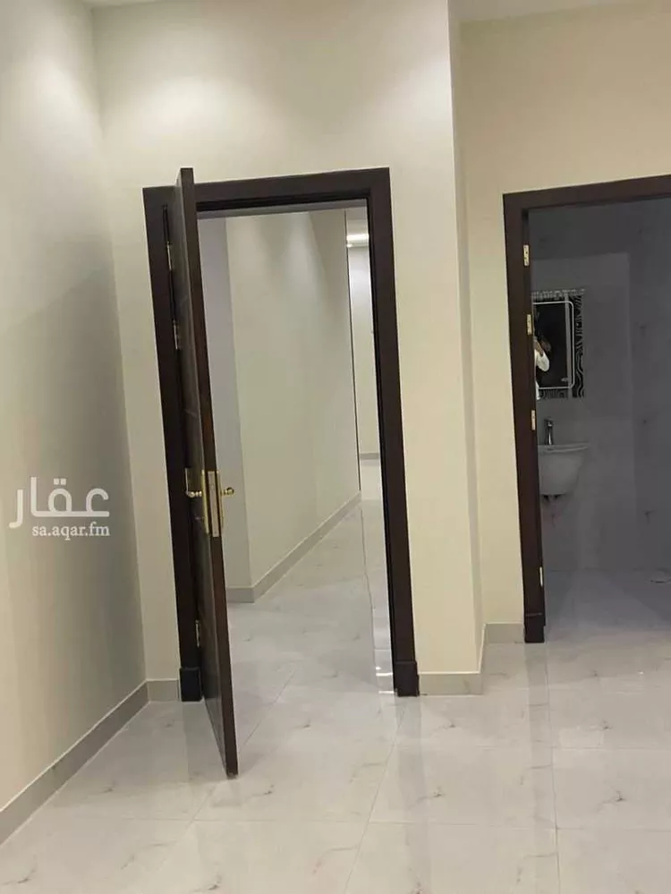 شقة للإيجار في شارع الجميل ابن حاتم, حي ظهرة لبن, مدينة الرياض, منطقة الرياض 6