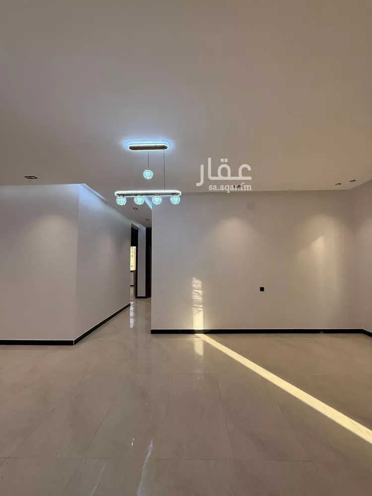 دور للبيع في شارع الكسائي, حي الحزم, مدينة الرياض, منطقة الرياض صورة 4