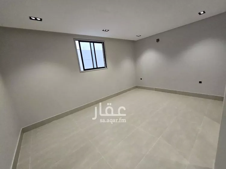 فيلا للبيع في شارع ابن سيدة اللغوي, حي عكاظ, مدينة الرياض, منطقة الرياض صورة 4