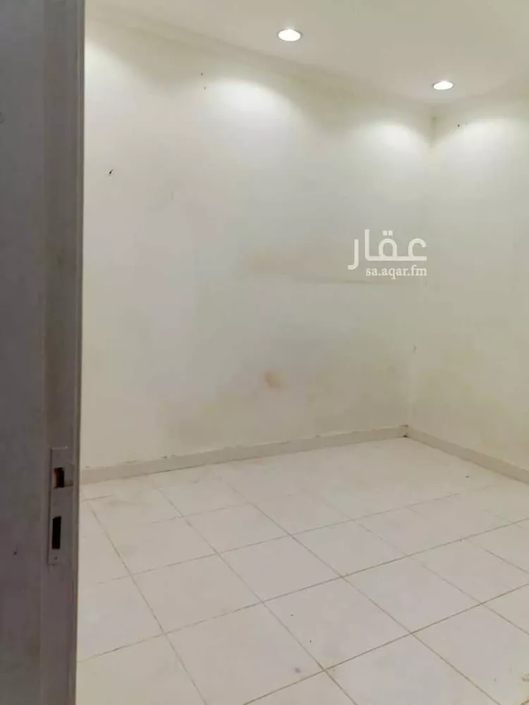 شقة للإيجار في شارع وادي الزرقاء ، ضاحية نمار ، الرياض ، منطقة الرياض