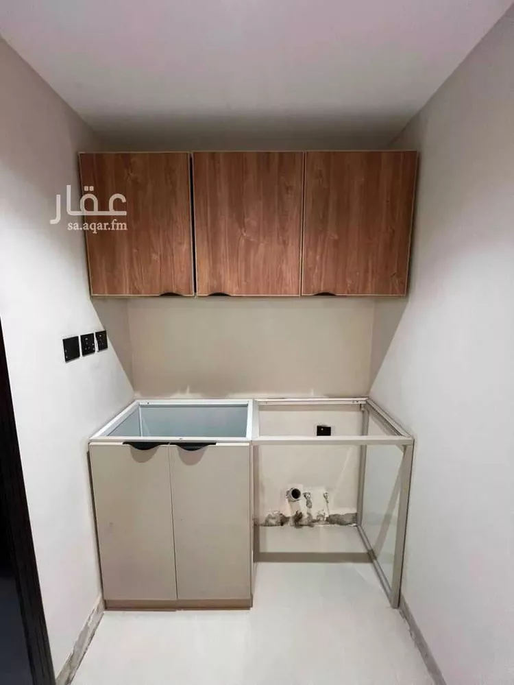 شقة للإيجار في شارع عنيزة, حي الريان, مدينة الرياض, منطقة الرياض