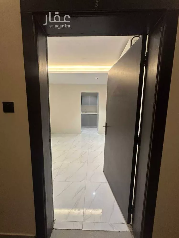 شقة للإيجار في شارع أبي سفيان بن حرب, حي مغرزات, مدينة الرياض, منطقة الرياض صورة 5