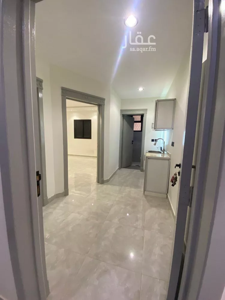 شقة للإيجار في شارع الشيخ صالح بن عبدالعزيز بن عبدالرحمن, حي السويدي الغربي, مدينة الرياض, منطقة الرياض صورة 4