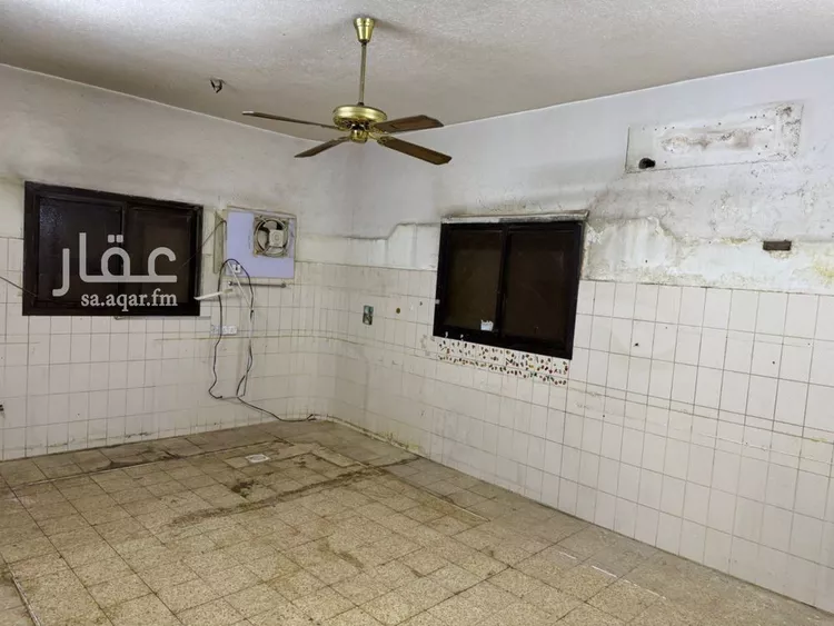 دور للإيجار في شارع صدقة الكيال, حي بدر, مدينة الرياض, منطقة الرياض صورة 5