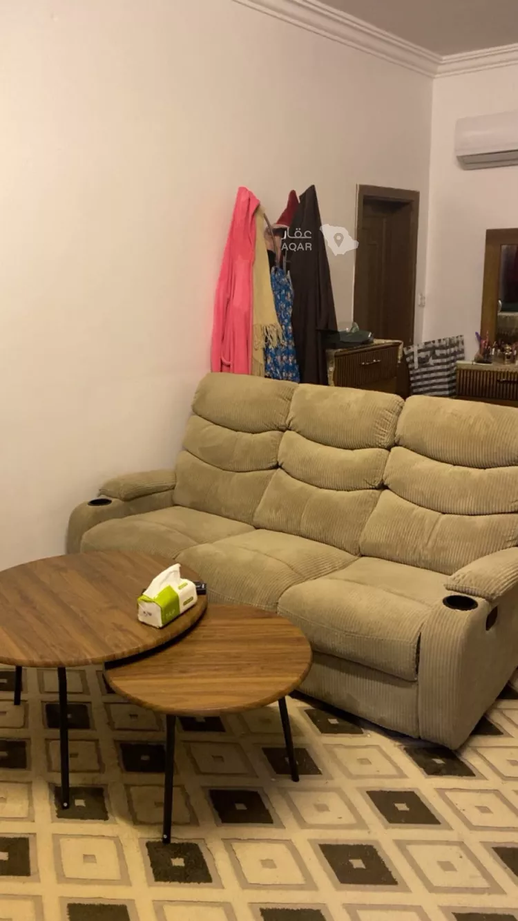 Floor for Rent in Riyadh Sultana 2