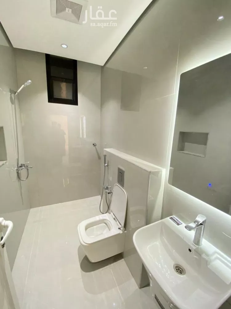 Floor for Rent in Riyadh Dirab