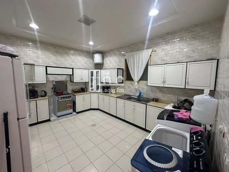 شقة للإيجار في شارع عقبة بن عثمان بن خلدة, حي العوالي, مدينة الرياض, منطقة الرياض 11