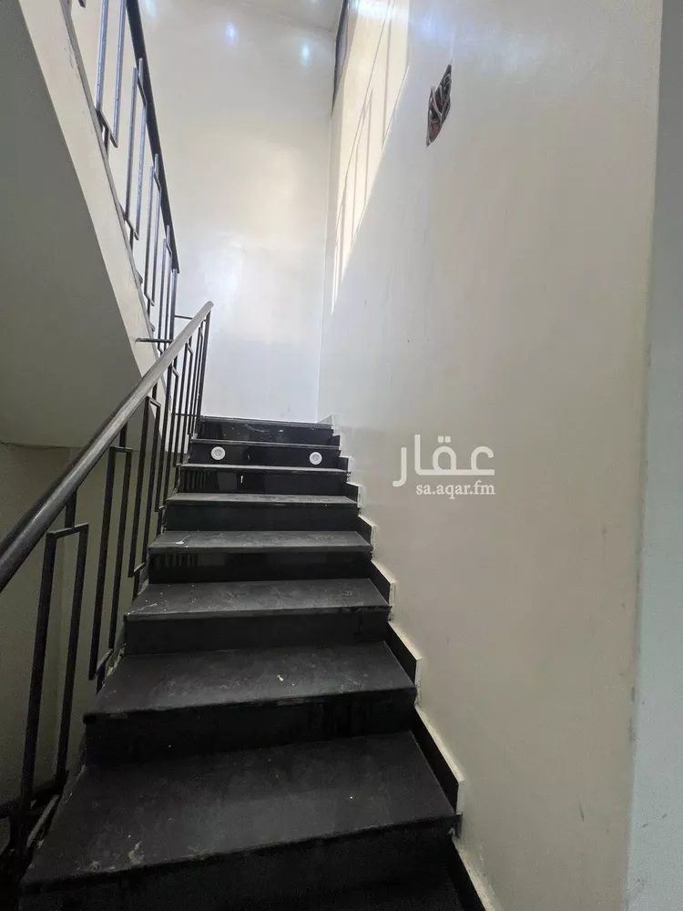 فيلا للبيع في شارع القادسي, حي أحد, مدينة الرياض, منطقة الرياض 9