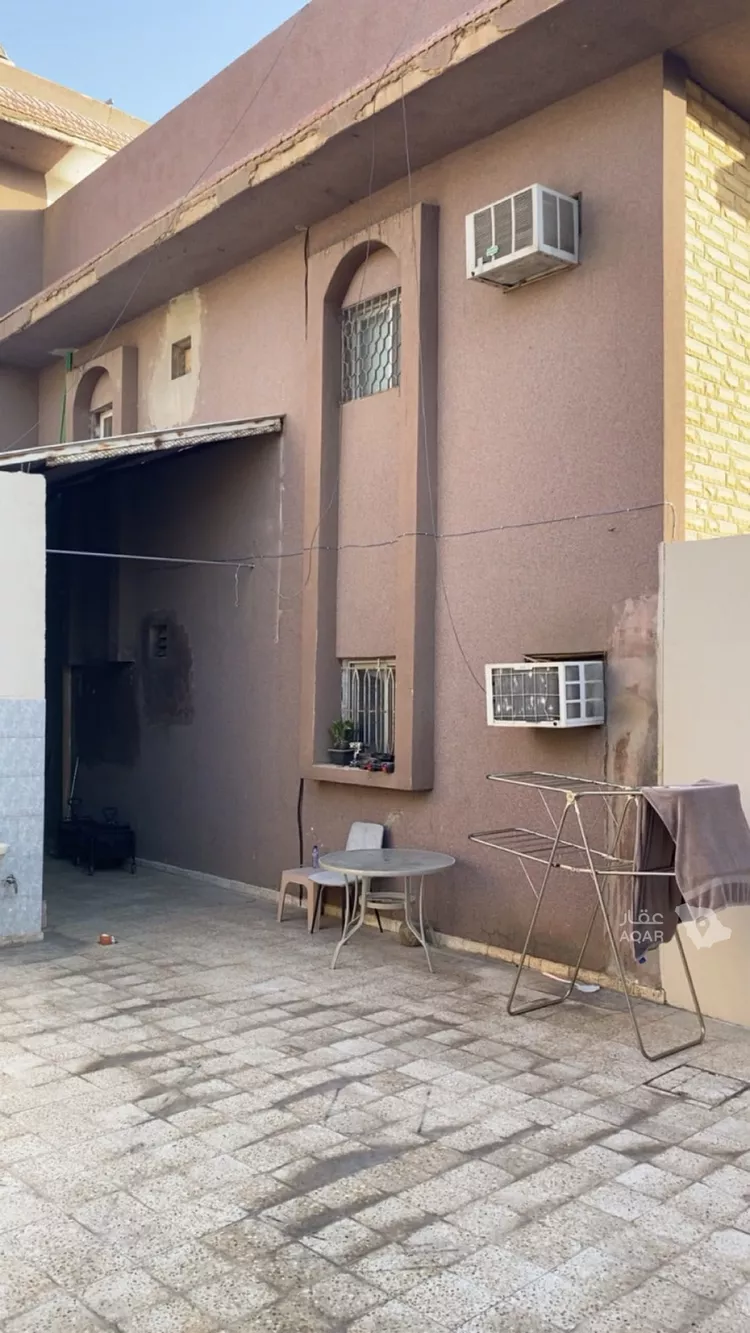 Floor for Rent in Riyadh Sultana 7