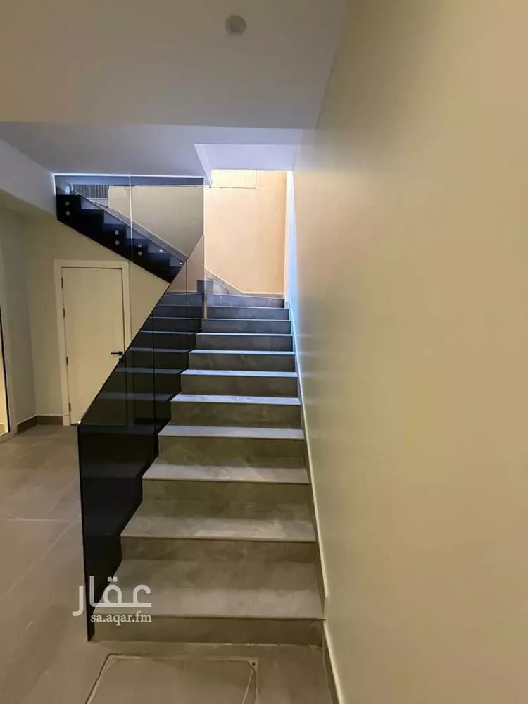 فيلا للإيجار في شارع محمد ريس, حي النرجس, مدينة الرياض, منطقة الرياض صورة 4