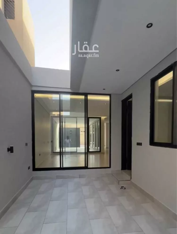 فيلا للبيع في شارع الدرعي, حي العريجاء الغربي, مدينة الرياض, منطقة الرياض صورة 4