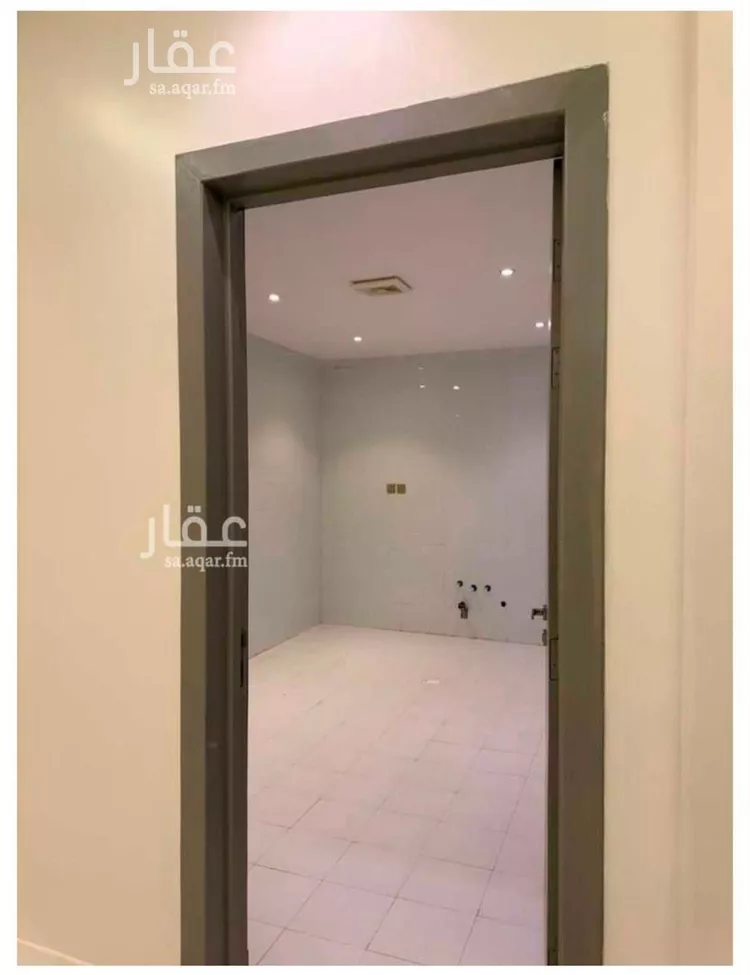شقة للإيجار في شارع عبدالله بن أبي البركات, حي عكاظ, مدينة الرياض, منطقة الرياض صورة 2