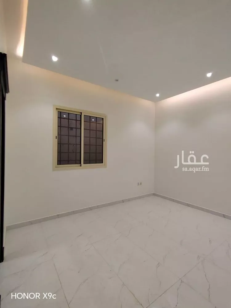 فيلا للبيع في شارع محمد الجمدي, حي عكاظ, مدينة الرياض, منطقة الرياض صورة 3