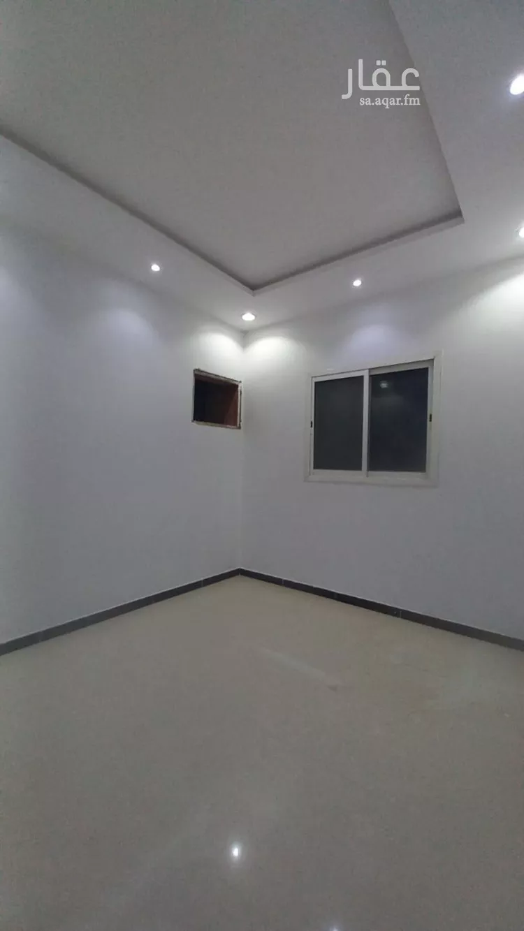دور للبيع في شارع صفوان بن إدريس, حي الرمال, مدينة الرياض, منطقة الرياض صورة 3