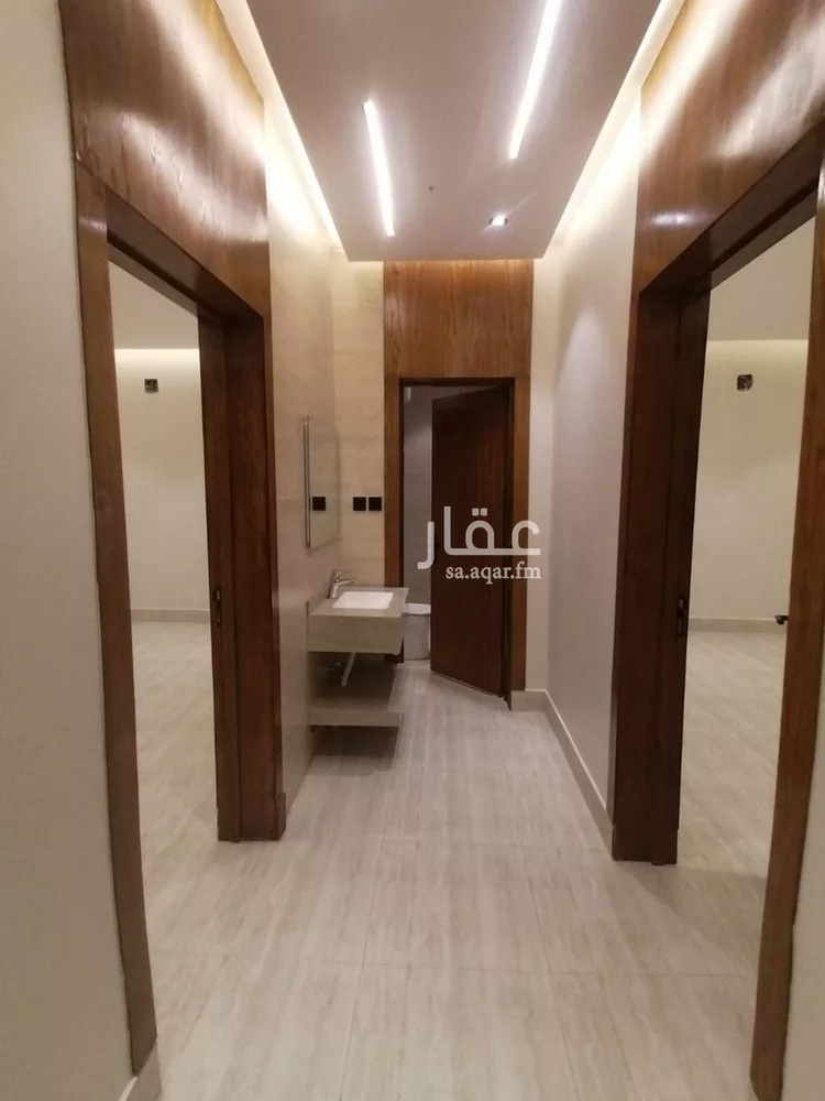 فيلا للبيع في شارع مصطفى المنفلوطي, حي الرمال, مدينة الرياض, منطقة الرياض صورة 3