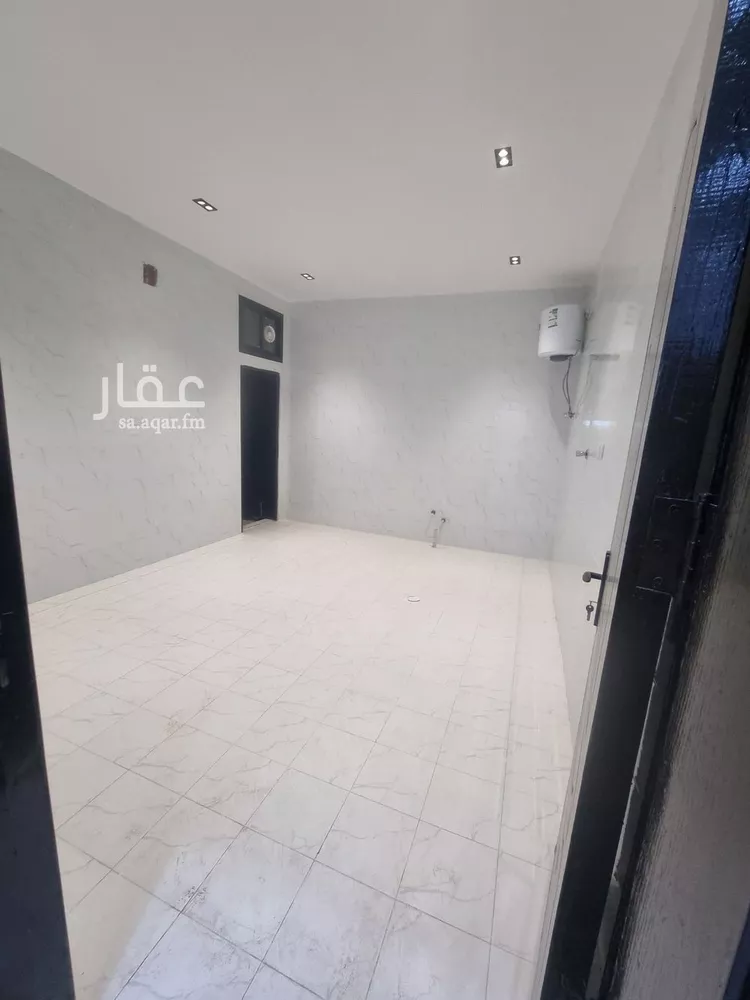 Floor for Sale in Riyadh Ar Rimal صورة 3