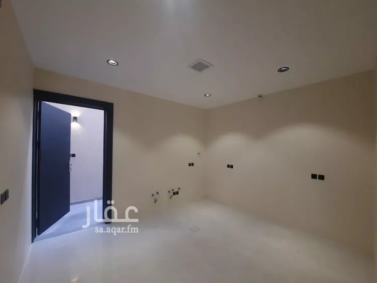 فيلا للبيع في شارع جنين, حي العريجاء الغربي, مدينة الرياض, منطقة الرياض صورة 4