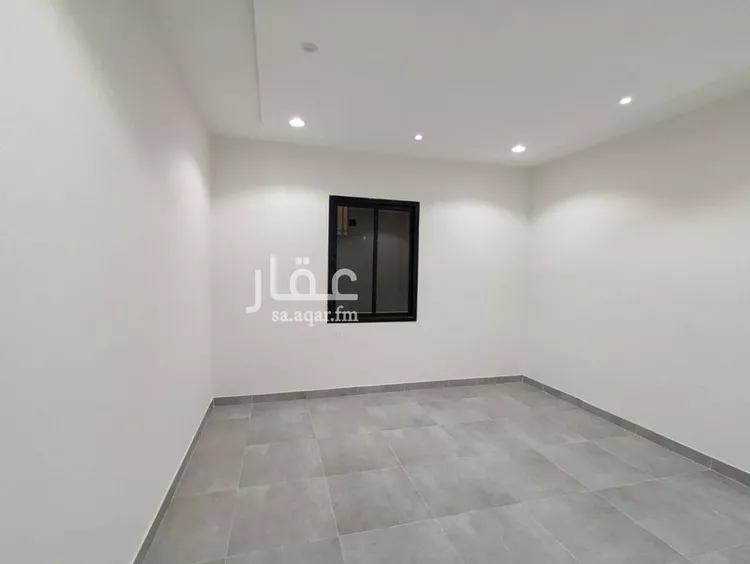 دور للبيع في شارع أبي الحسن بن الجوزي, حي عكاظ, مدينة الرياض, منطقة الرياض صورة 4
