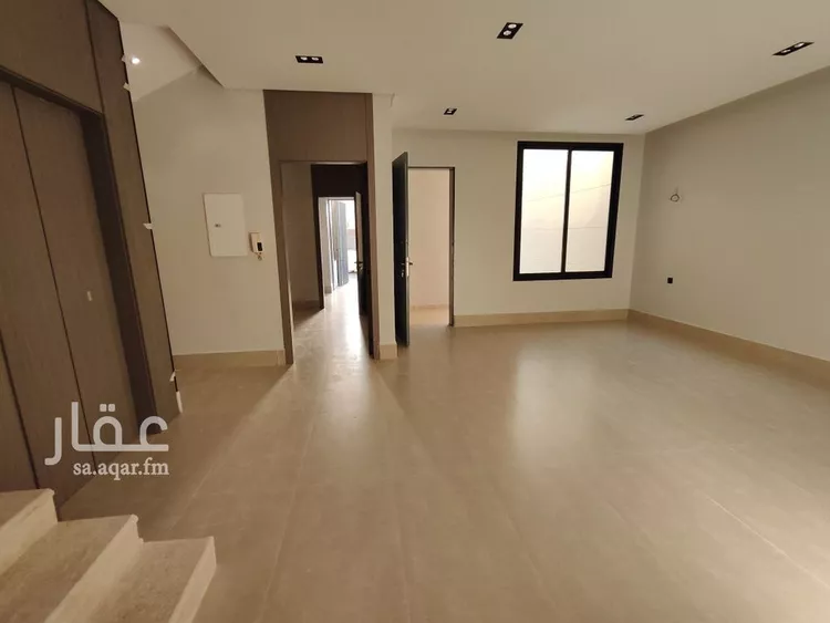 فيلا للبيع في شارع الصورة, حي العريجاء الغربي, مدينة الرياض, منطقة الرياض صورة 2