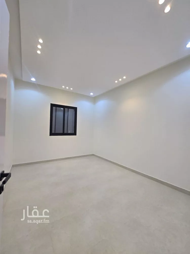 فيلا للبيع في شارع الصورة, حي العريجاء الغربي, مدينة الرياض, منطقة الرياض صورة 5