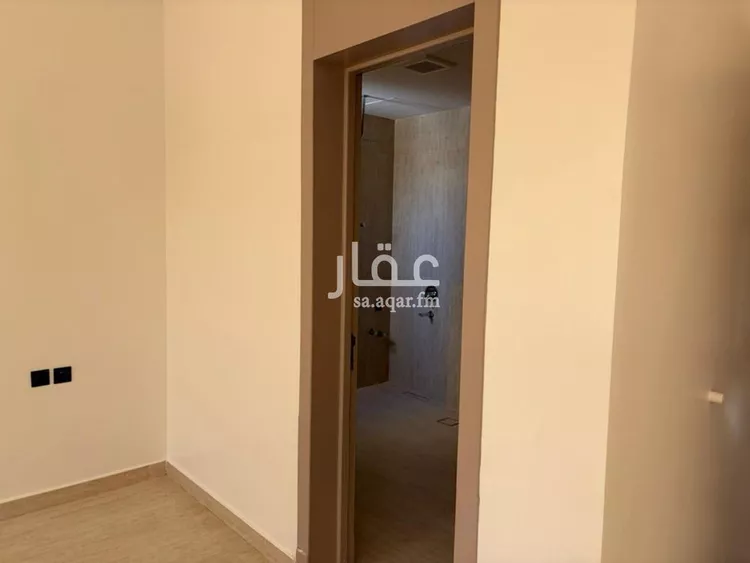 فيلا للبيع في شارع الصورة, حي العريجاء الغربي, مدينة الرياض, منطقة الرياض صورة 4