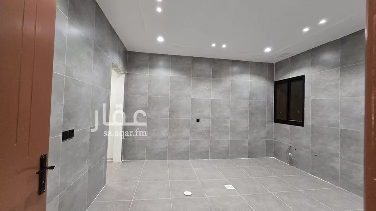 دور للبيع في شارع كابل, حي عكاظ, مدينة الرياض, منطقة الرياض صورة 5