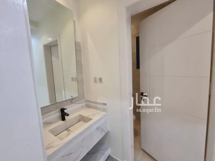 فيلا للبيع في شارع الصورة, حي العريجاء الغربي, مدينة الرياض, منطقة الرياض صورة 2