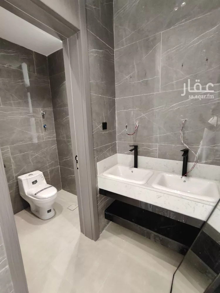 فيلا للبيع في شارع الصورة, حي العريجاء الغربي, مدينة الرياض, منطقة الرياض صورة 3